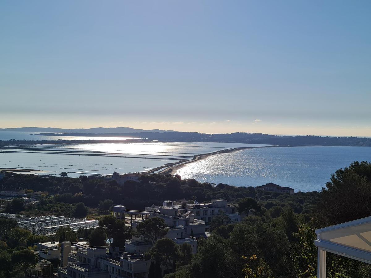 T2 Hyeres 5 Personnes Apartment Exterior photo
